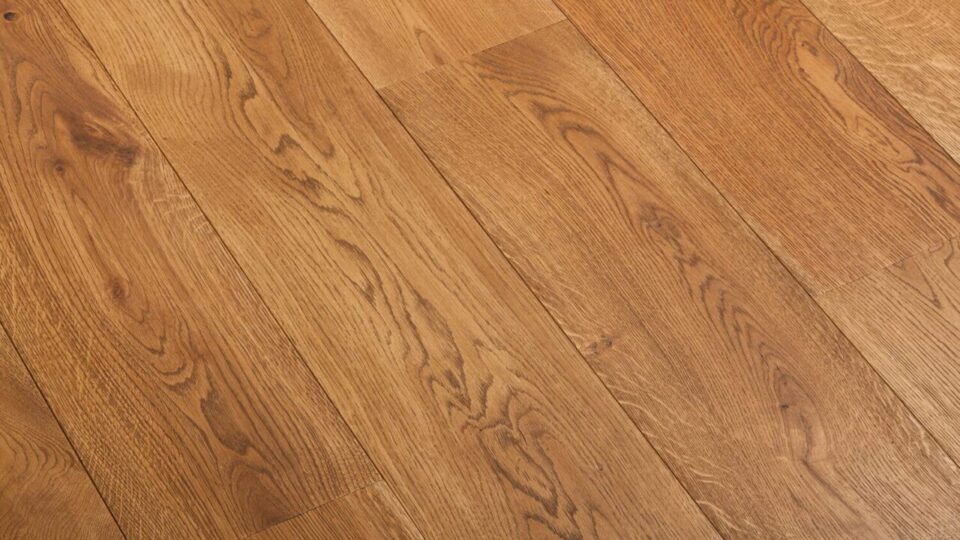 Dřevěná podlaha dub hnědý rustik – Exclusive Floors