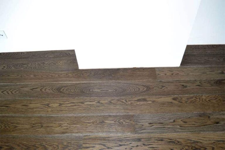 Dřevěná podlaha Exclusive floors Dub eben elegant
