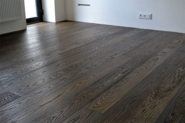 Dřevěná podlaha Exclusive floors Dub eben elegant