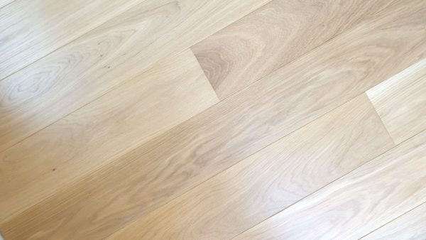 Dřevěná podlaha Exclusive floors Dub světlý elegant