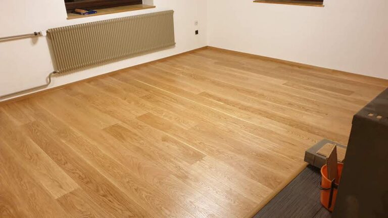 Dřevěná podlaha Exclusive floors dub přírodní Elegant 190