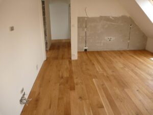 Exclusive floors dřevěná podlaha Manhattan pro moderní i klasické interiéry. Podlaha má povrch ošetřený skvrnám a vod… –…