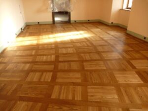 Hrad Loket – renovace dřevěné podlahy olejem Bronx a Clear Seal. Tungový olej Clear Seal dodá podlaze dlouhodobou…