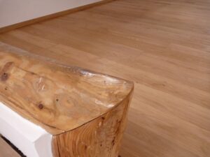 Realizace dřevěné podlahy Exclusive floors Dub světlý Elegant 190mm v RD v Děčíně. – fotka 14 z realizace Exclusive Floors