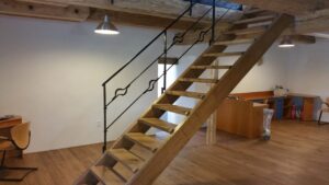 Dřevěná podlaha Exclusive floors Dub přírodní rustik s voděodolnou ochranou. Dřevěné podlahy máme skladem. Akční ceny… –…