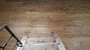 Smrková dřevěná podlaha s povrchem Bronx. Více na www.exclusivefloors.cz. – fotka 6 z realizace Exclusive Floors