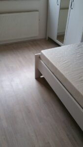 Renovujeme staré zašlé dřevěné podlahy. Ukázky z poslední renovace dřevěných parket, povrch White plains…. info na ……
