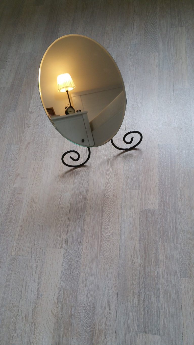 Renovujeme staré zašlé dřevěné podlahy. Ukázky z poslední renovace dřevěných parket, povrch White plains…. info na ……