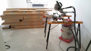 Ukázka z realizace dřevěné masivní podlahy dub Excusive floors Natural s kartáčovaným povrchem a vodě odolnou úpravou…