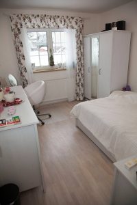 Ze starých parket po renovaci opět nová podlaha… http://exclusivefloors.cz/renovace-drevene-podlahy/