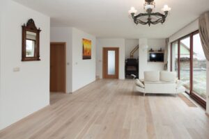 Dřevěná podlaha Exclusive floors Dub přírodní rustik s voděodolnou ochranou. Dřevěné podlahy máme skladem. Akční ceny… –…