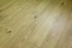 Dřevěná podlaha Dub Bronx….. – fotka 5 z realizace Exclusive Floors