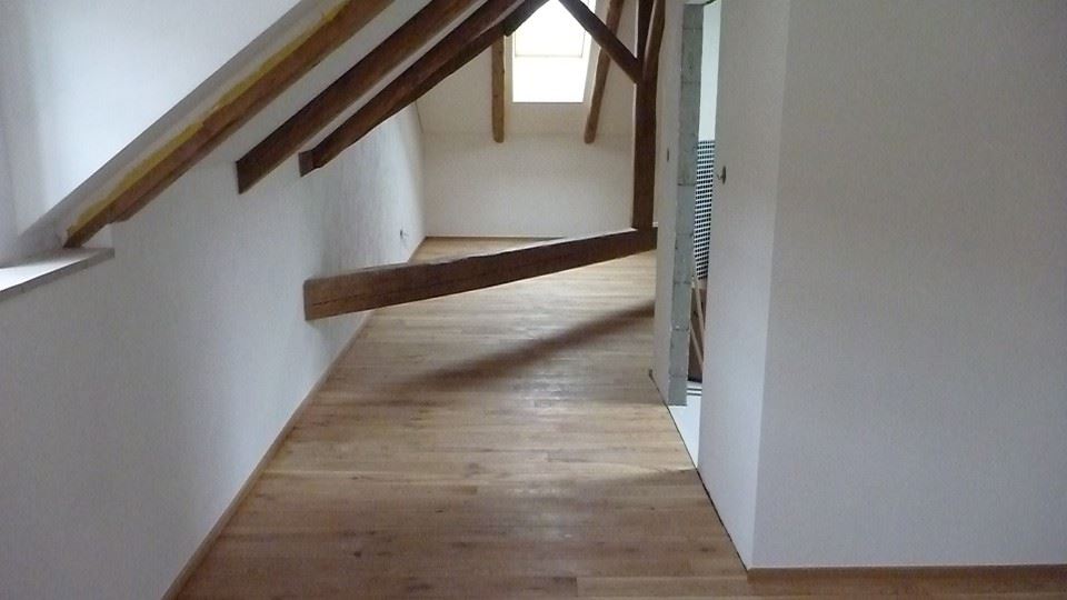 Dub Natural s vodě odolným olejem – realizace v rodinném domku. – realizace podlahy Exclusive Floors