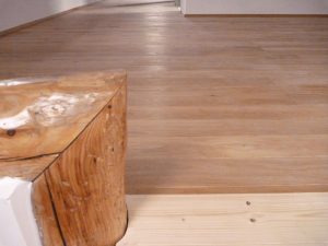 Dub Natural s vodě odolným olejem – realizace v rodinném domku. – fotka 8 z realizace Exclusive Floors