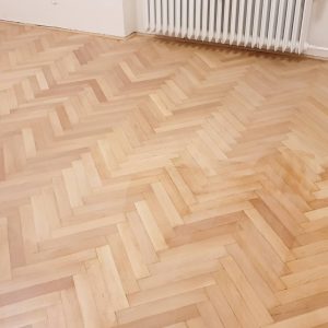 Renovace bukových parket u zákazníka v Brně. – fotka 2 z realizace Exclusive Floors