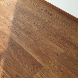 Realizace dřevěné podlahy Exclusive floors Dub světlý Elegant 190mm v RD v Děčíně. – fotka 5 z realizace Exclusive Floors