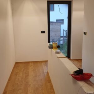 Dřevěná podlaha Exclusive floors Dub přírodní rustik s voděodolnou ochranou. Dřevěné podlahy máme skladem. Akční ceny… –…